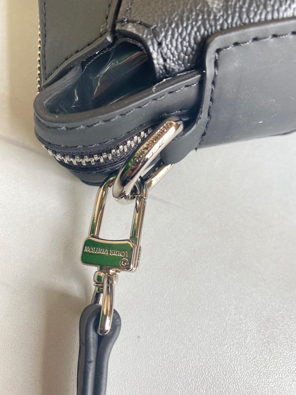 ルイヴィトンバッグ素材ディテール